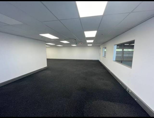 INDUSTRIAL PROPERTY TO RENT IN HALFWAY HOUSE